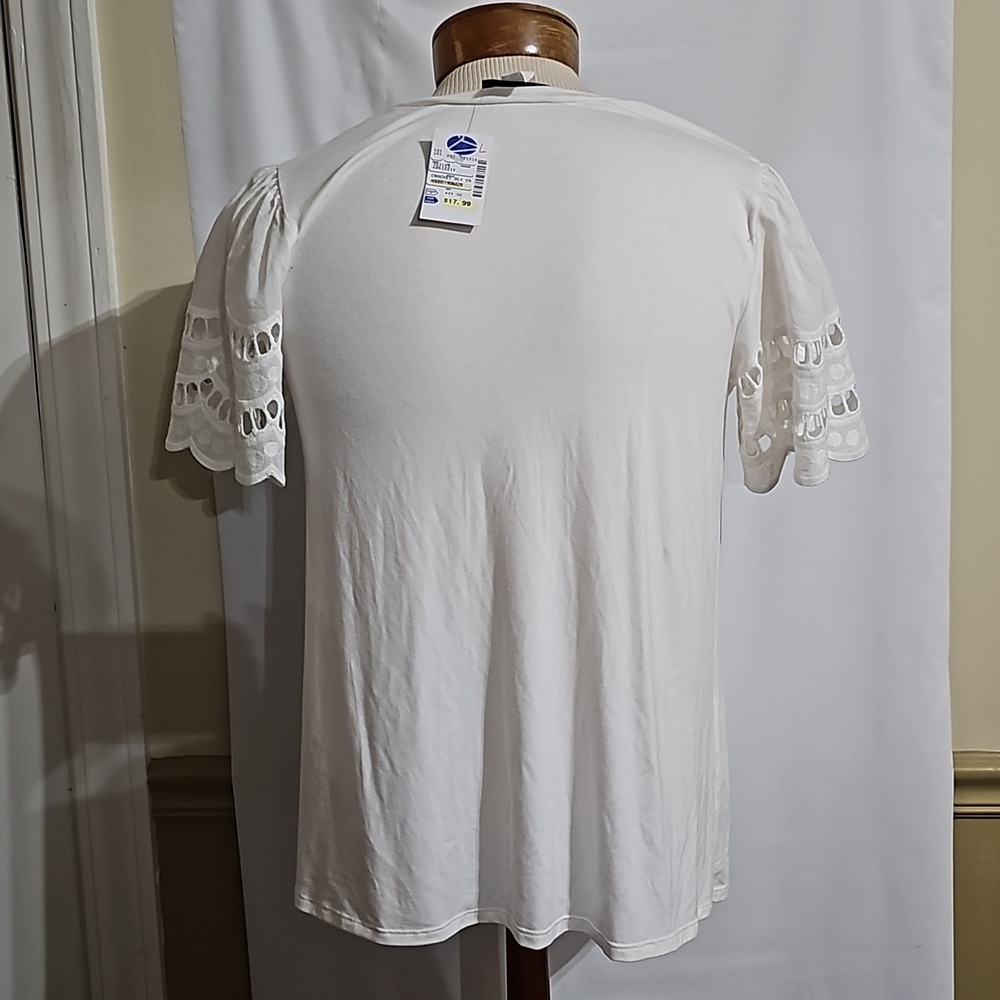 WHITE TOP - Picture 2 of 2